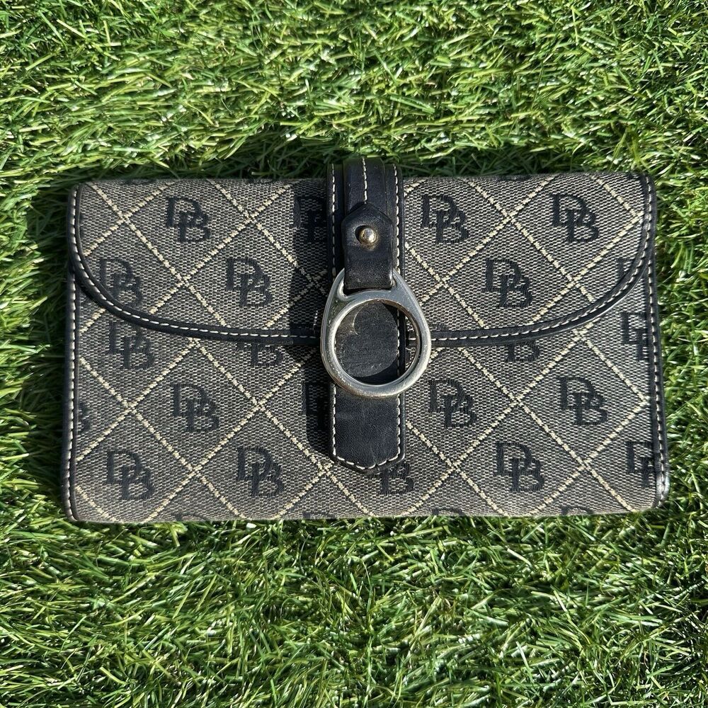 Vtg Dooney And Bourke Signature Canvas Leather Bi-fold Wallet Gray Logo